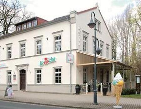 Hotel Am Kreischaer Park Екстер'єр фото